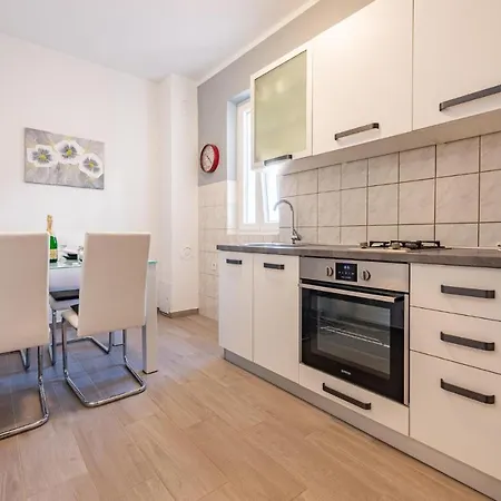 1 Bedroom Amazing In Pag Appartement